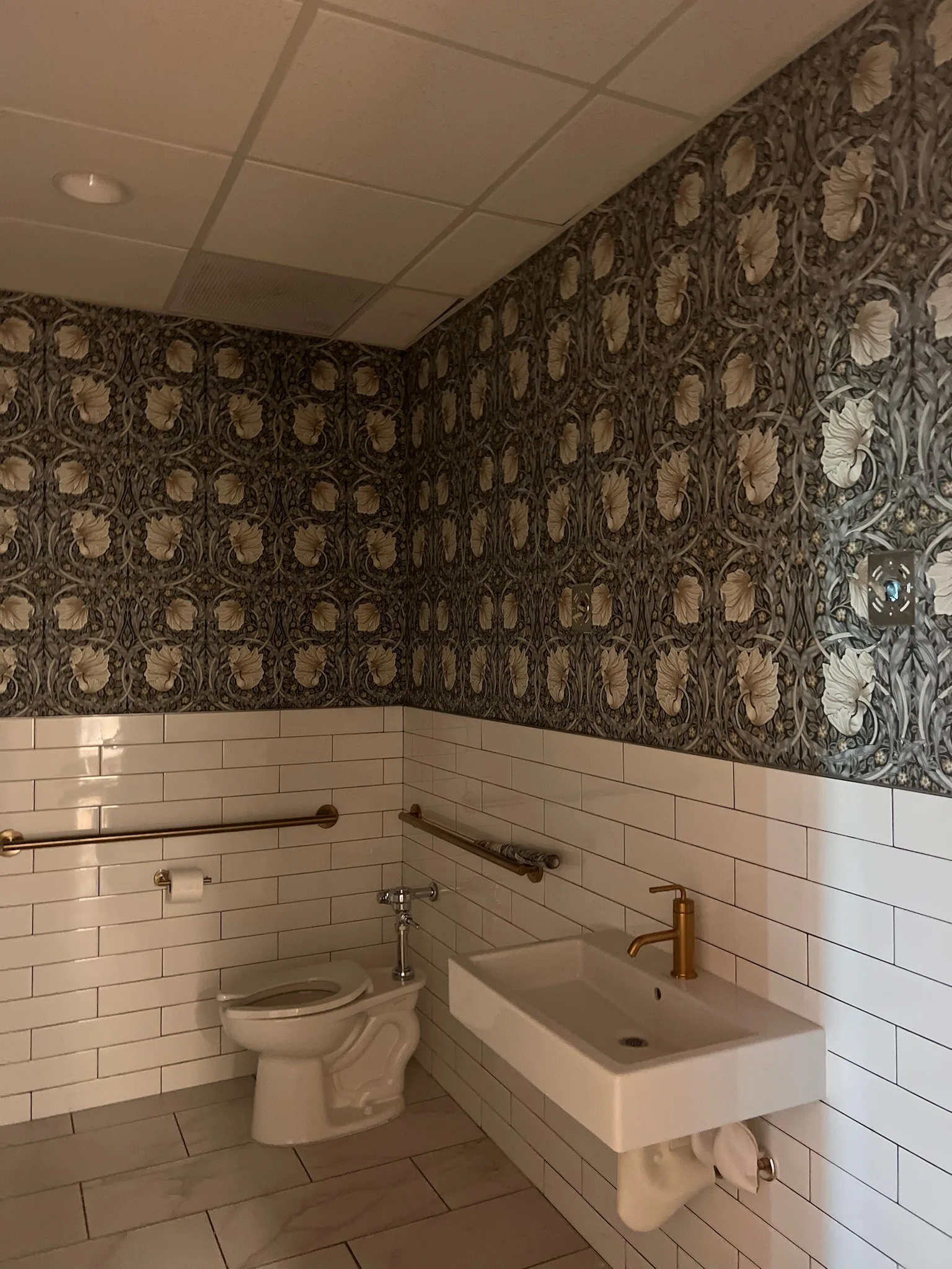 Historic home wallpaper in Atlanta